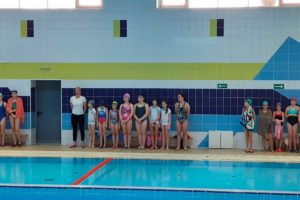 участие в соревнованиях по плаванию, посвященные Международному женскому дню