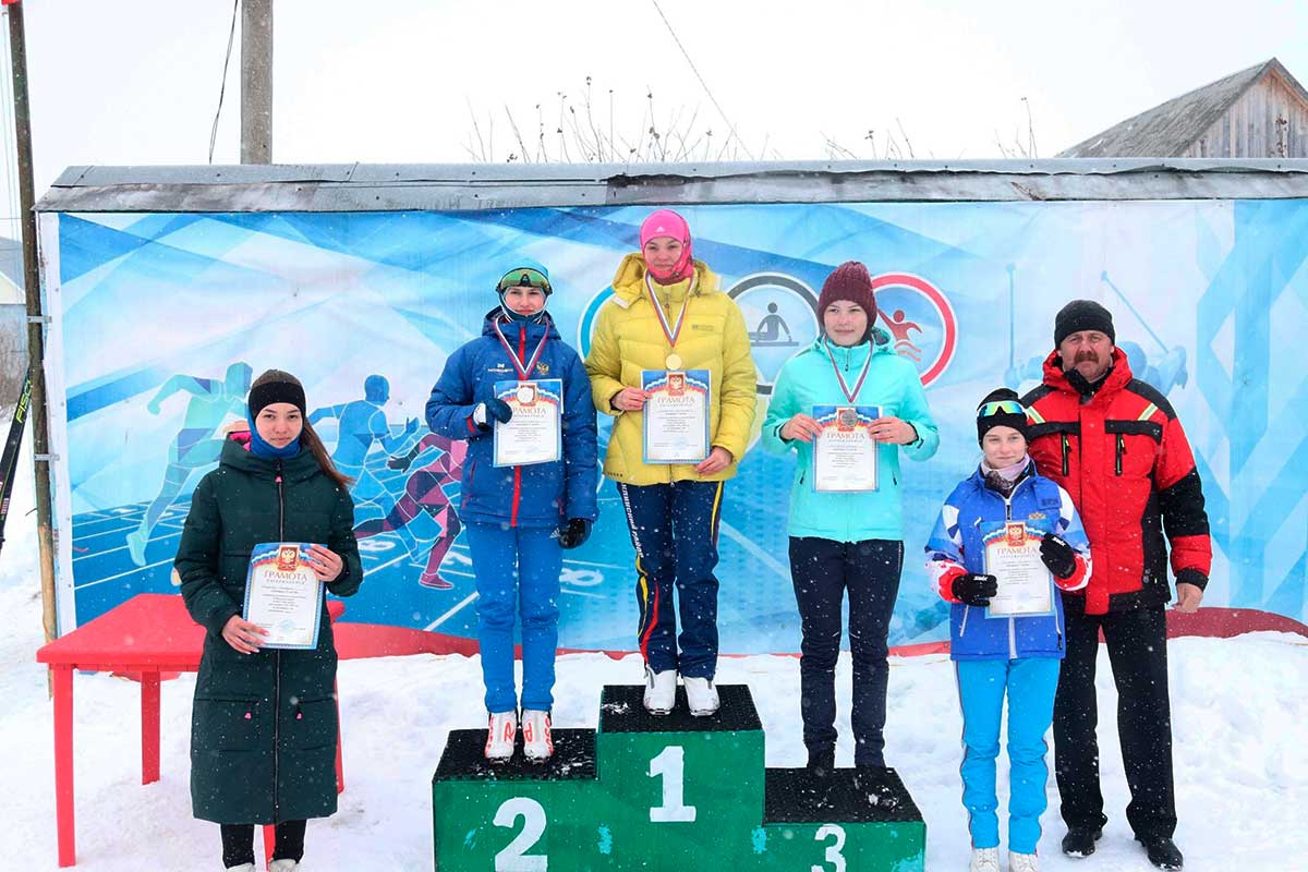 соревнованиях по лыжным гонкам на призы главы Кошкинского района