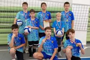 Сургутская школа – вот они, новые короли волейбольной площадки!